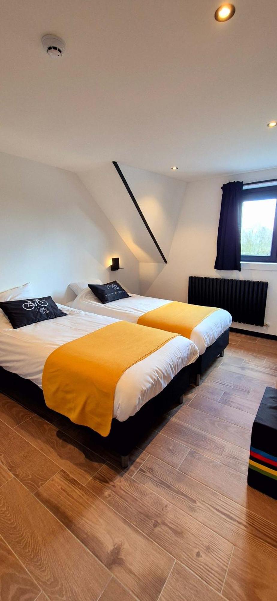 Apres-Velo Bed and Breakfast Brakel Eksteriør billede